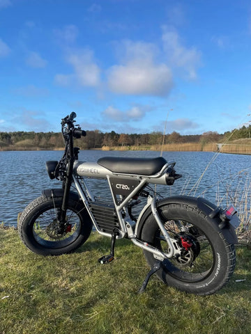 Coswheel CT20S 2000W Electric Dirt Bike – 60V 27.5Ah Fat Tire Ebike for Adults (20" Off-Road Tires, 161km Range)