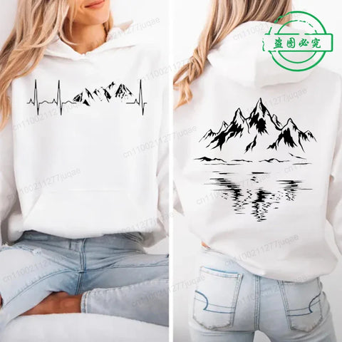 Women's Mountain Graphic Hoodie – Fleece-Lined Pullover for Hiking & Outdoor Adventure